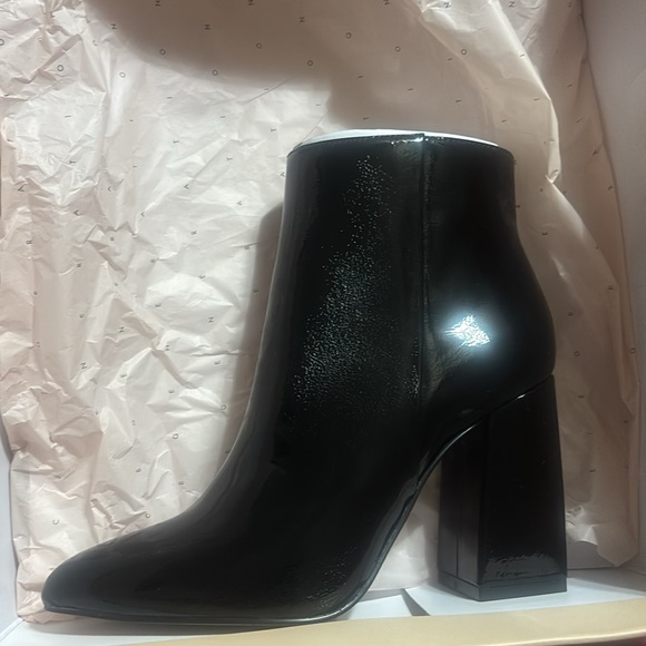 BCBGeneration Shoes - NIB BCBGeneration Briel Glossy Black Heeled Boots